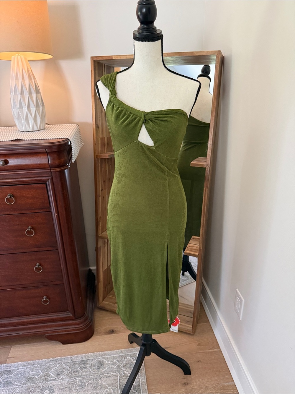 Cider Olive Green One-Shoulder Twist Midi Dress